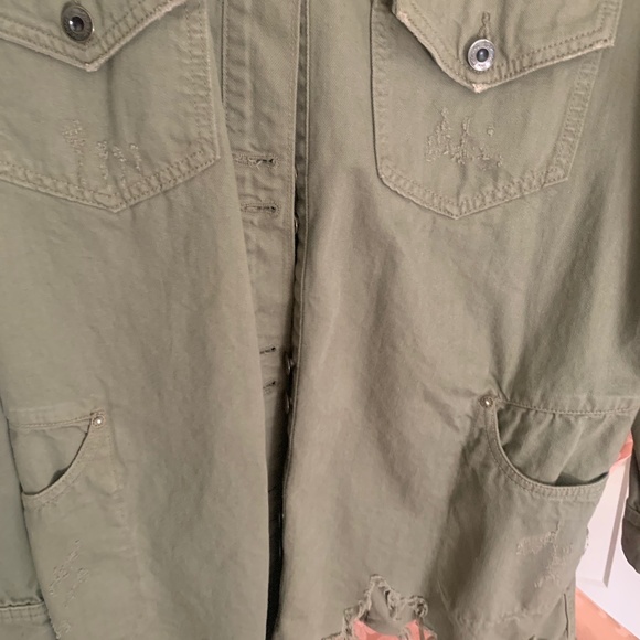 Distressed army green jacket - Picture 1 of 4